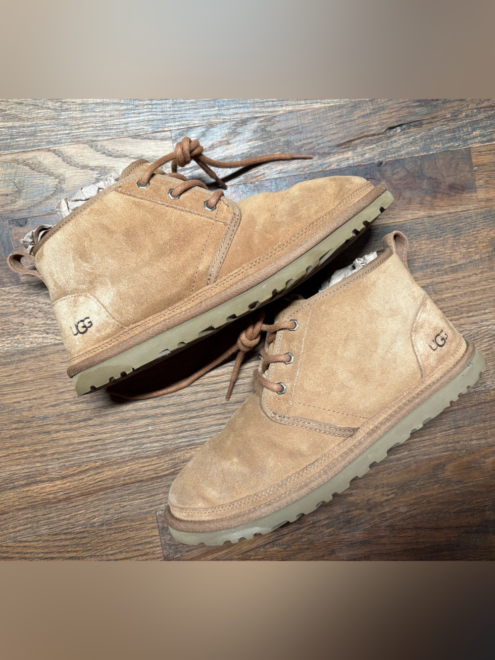 UGG Men’s Chukka Boots in Chestnut Suede